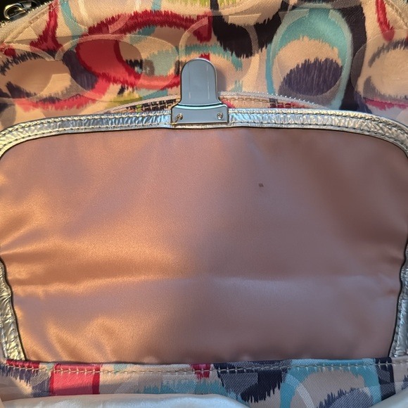 Coach Poppy Backpack - Picture 12 of 12